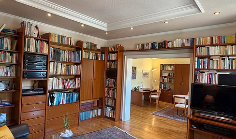 Altbau mit Flair und Balkon in der Innenstadt
