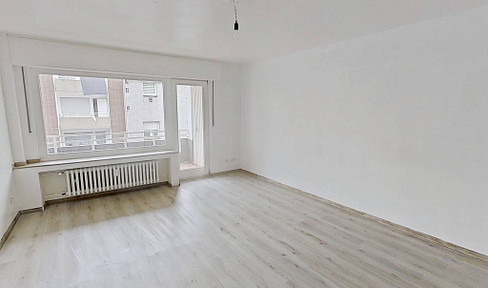 Helle 3-Zimmer-Wohnung mit BALKON und geräumiger Küche in Duisburg-Marxloh