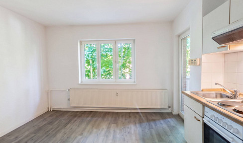 Gut geschnittene 2-Zi.-Whg. mit BALKON und EBK