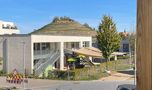 Spacious 6-room apartment on a high floor with two terraces, located in Weinsberg.