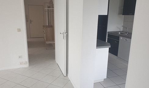 Bright 3-room apartment in HU.