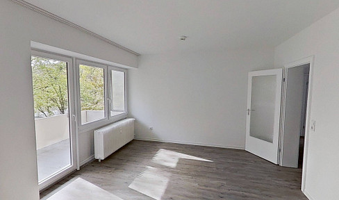 Well-proportioned 3-room apartment with a BALCONY and a bathtub, located in the southern part of Burgdorf.