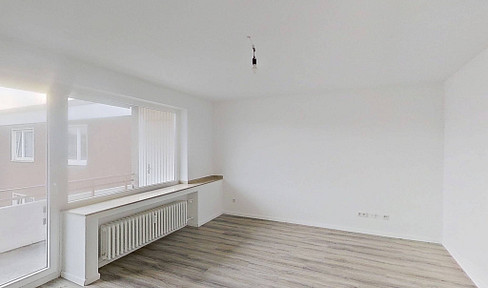 Modern 3-room apartment with balcony in Duisburg-Marxloh.
