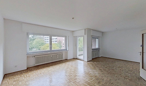 Schön geschnittene 2-Zi.-Whg. mit BALKON und Wannenbad in Bielefeld-Senne