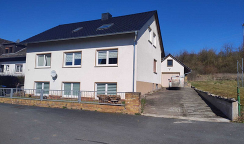 Herleshausen, 1-2 family houses.