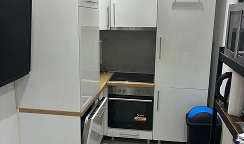 Room for rent in Harlaching, right next to the S-Bahn station.