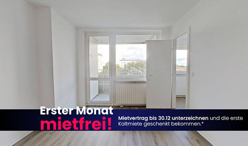 Move in, cozy up, and save money: Studio apartment with a balcony.