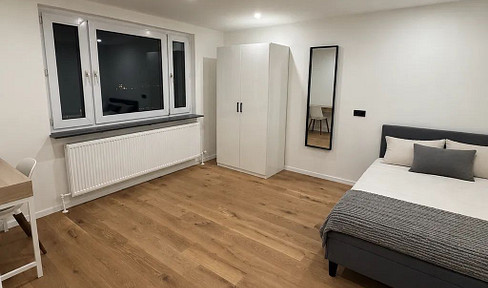 Noch 3 Zimmer frei: möblierte WG-Zimmer in frisch sanierter Co-Living-Wohnung – Nürnberg, 1 Min. zur U-Bahn