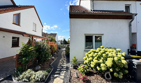 Spacious end-of-terrace house for sale in Schwabenheim.
