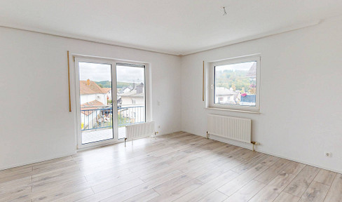 Helle 3-Zi.-Whg. mit großem BALKON in ruhiger Wohnlage