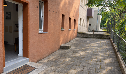 Exclusive apartment in Stuttgart-Ost - no commission fees.