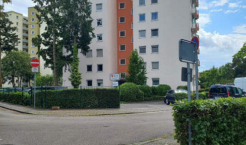 Well-designed 4-room apartment in Dörnigheim.