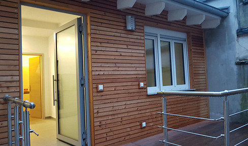 Hinterhaus-Wohnung im schönen Karlsruher-Durlach, 2-Zimmer+Terrasse