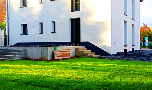 Spacious and comfortable garden apartment in a renovated two-unit house.