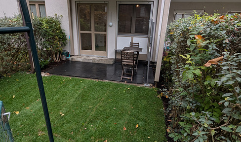 Charming apartment with a private garden, located in the city center: Newly renovated 1-bedroom apartment with underground parking in Landshut.
