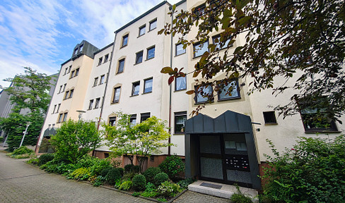 Innenstadtjuwel sofort verfügbar - mit tollem Südbalkon in einem sehr gepflegten Haus