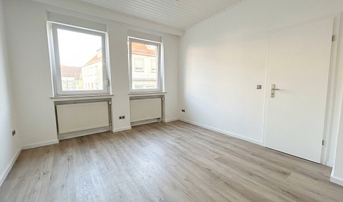 Excellent location and infrastructure | Includes kitchen | Near Ravensberger Park.