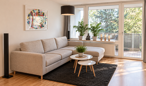 Perfectly laid-out, bright, and stylishly furnished 60 sqm 2-bedroom apartment in a fantastic location in Sendling.