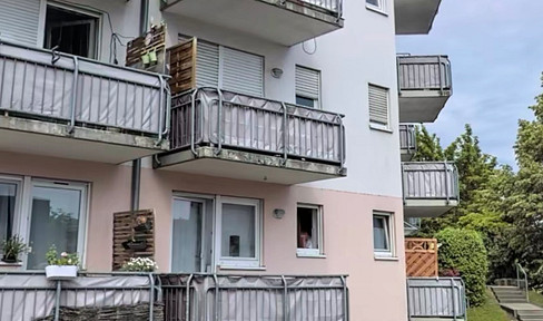 Kapitalanlage - Renoviertes 1-Zimmer-Apartment mit Terrasse, EBK & TG-Stellplatz