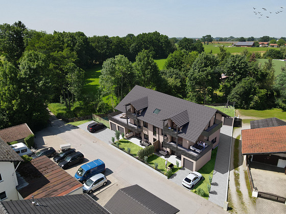 3-room living pleasure on Tännelbach - light, air & far-reaching views from two balconies