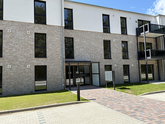 First occupancy: Modern ground-floor apartment with a terrace and energy-efficient living comfort.