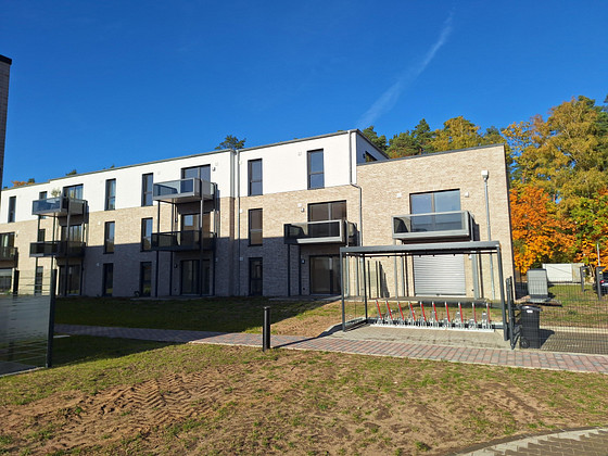 Erstbezug: Moderne Wohnung im 1. Obergeschoss und Balkon sowie energieeffizientem Wohnkomfort