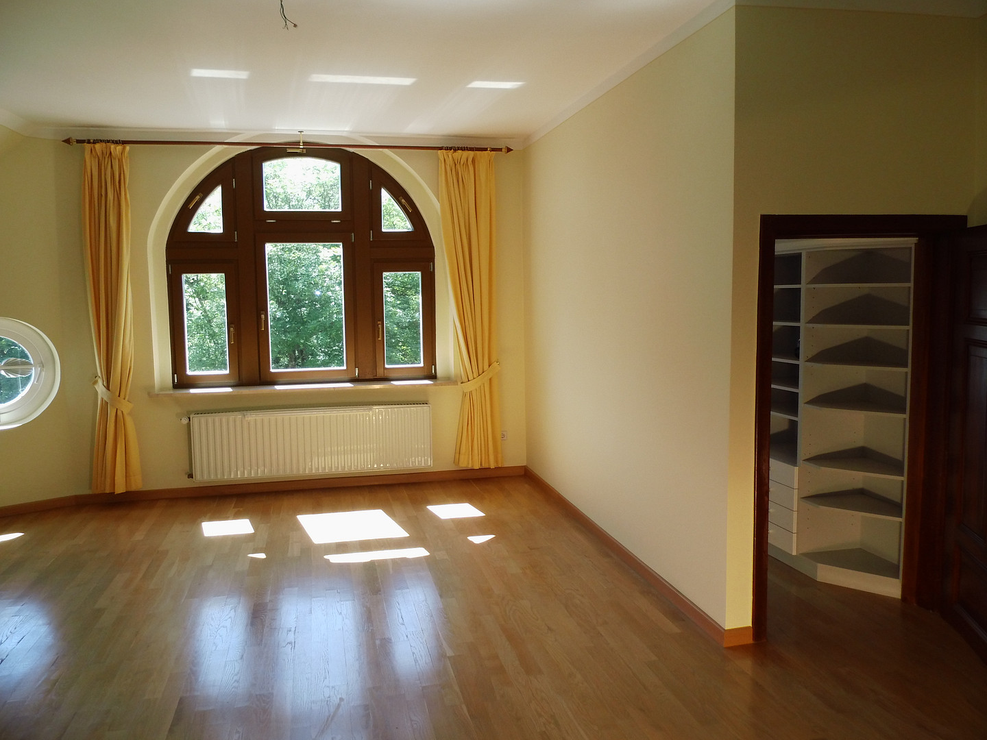 Exclusiv und stilvoll wohnen in Stadtvilla / hochwertige 4 - 5 Raum Terrassenwohnung – Görlitz – Vorschaubild 12