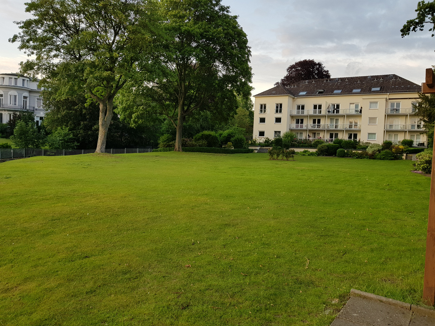 Kernsaniert: Appartement mit Balkon am Feenteich 2400 qm Garten S/W – Herbert-Weichmann-Strasse 35, 22085 Hamburg(Uhlenhorst) – Vorschaubild 5