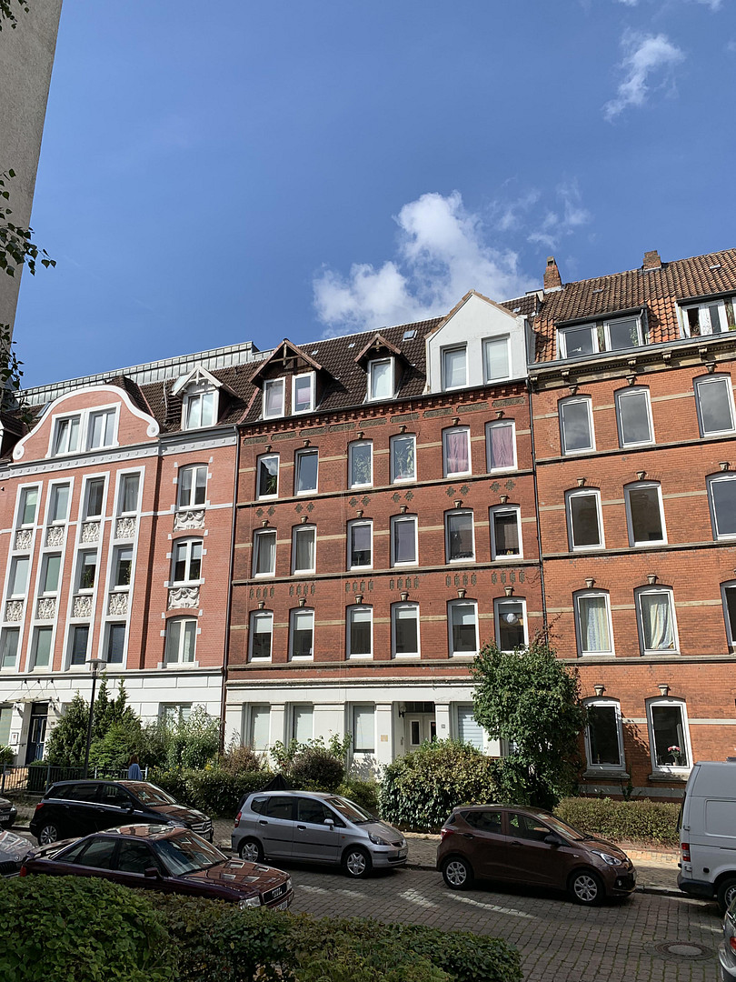 Helle, schöne und gepflegte Altbauwohnung mit Dielenfussboden und Einbauküche – Fockstrasse 26, 24114 Kiel(Südfriedhof) – Vorschaubild 2
