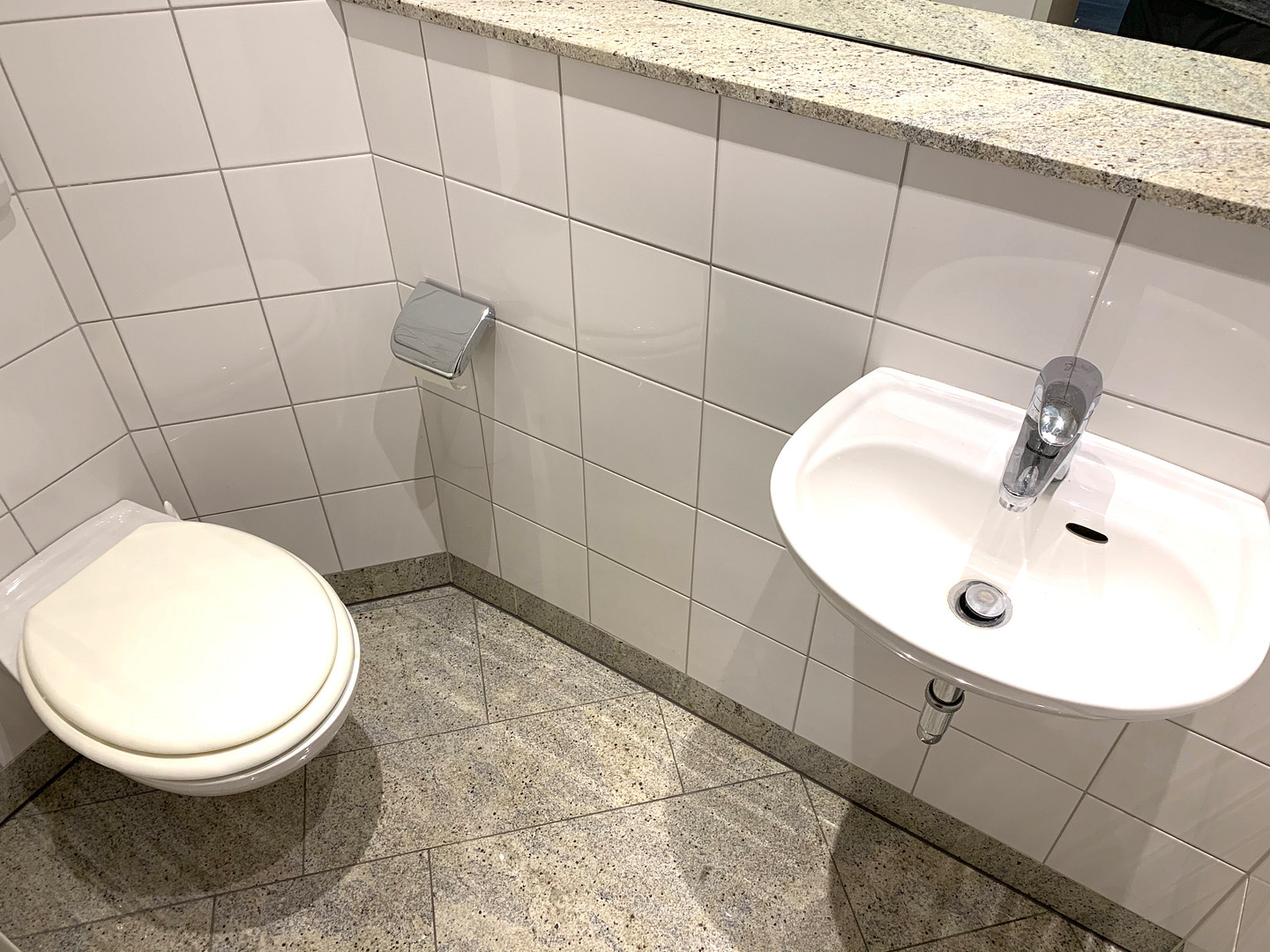 D-Gerresheim: Modernisierte 3 Zi. Wohnung mit großem Süd-Balkon und Aufzug in gefragter Lage – Düsseldorf(Gerresheim) – Vorschaubild 14