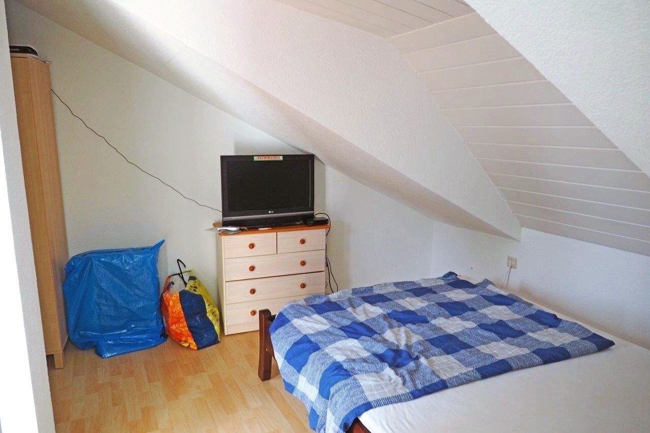 Dachgeschosswohnung mit Dachterrasse und Rheinblick – 65347 Eltville-Hattenheim(Hattenheim) – Vorschaubild 3