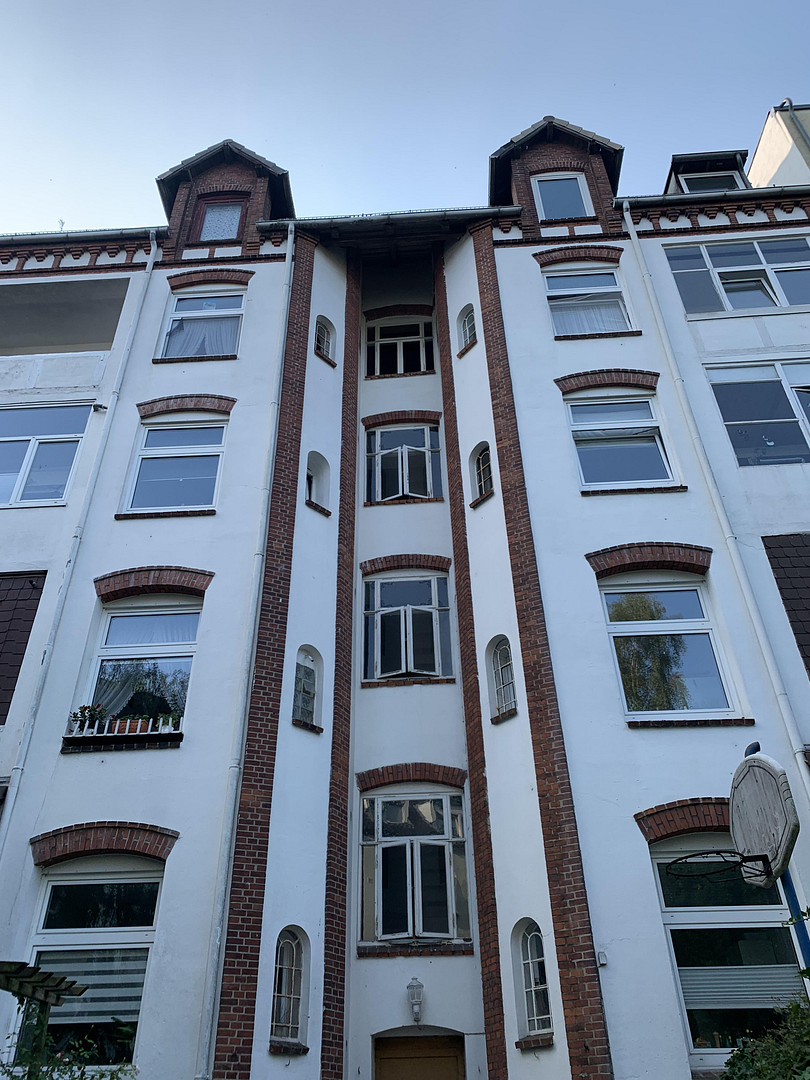 Schöne 3 Zimmer Wohnung in Holtenauer Straße in denkmalgeschütztem Haus mit weißer EBK – Holtenauer Straße 240, 24106 Kiel(Wik) – Vorschaubild 17