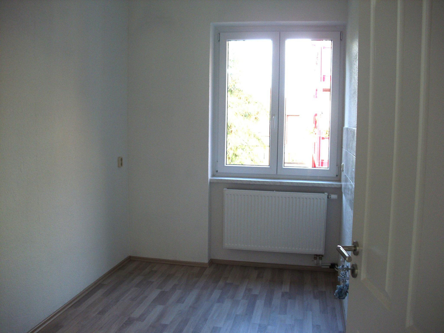 Nichtraucher-Wohnung! sonnige 2,5 Raum mit Wanne 2. OG - keine WG – Stollbergstraße, 99086 Erfurt(Ilversgehofen/Rieth) – Vorschaubild 4