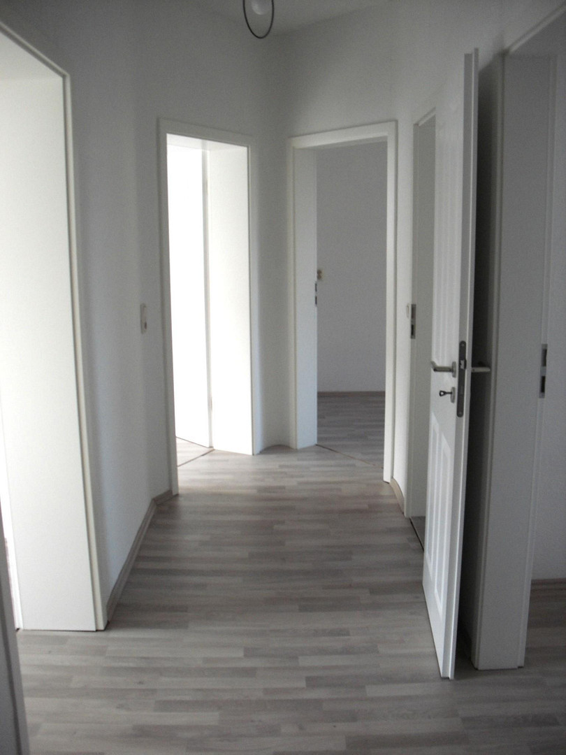 Nichtraucher-Wohnung! sonnige 2,5 Raum mit Wanne 2. OG - keine WG – Stollbergstraße, 99086 Erfurt(Ilversgehofen/Rieth) – Vorschaubild 8