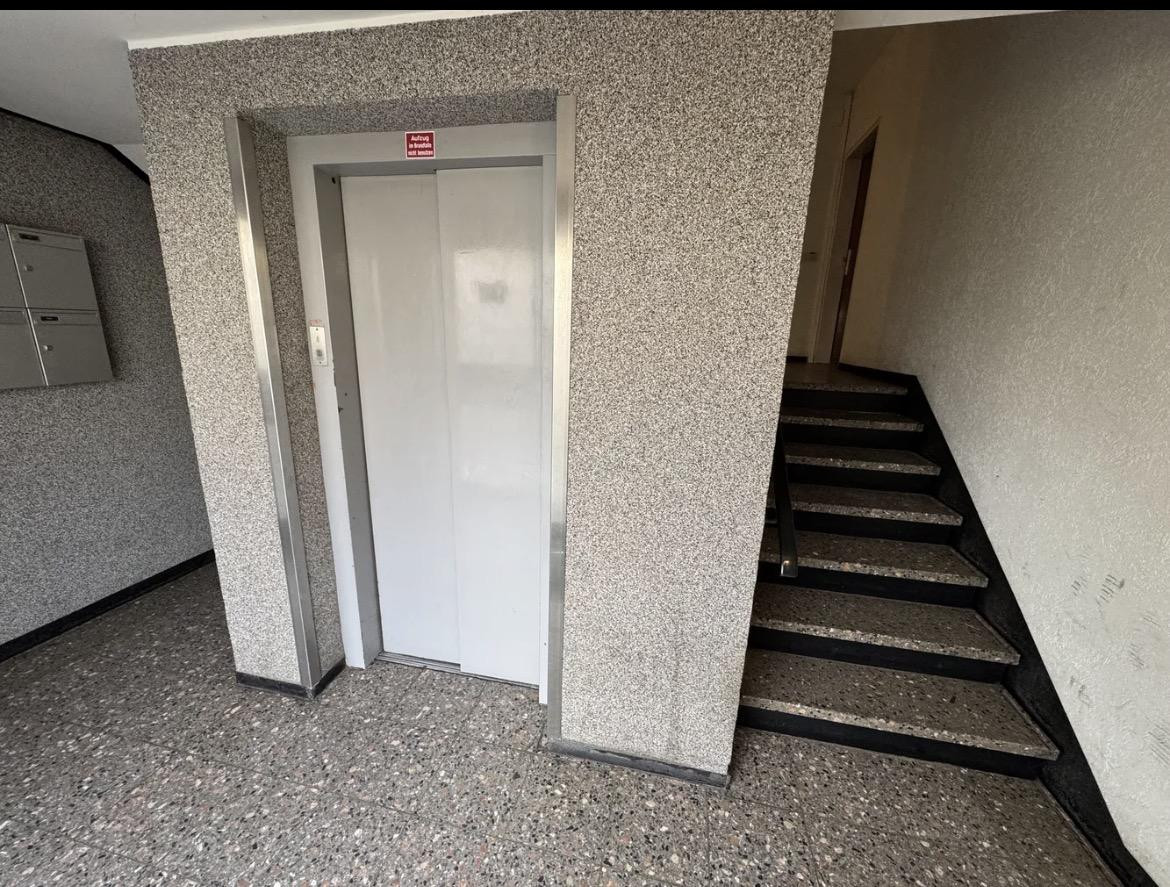 Zentrale Gehobene 4 Zimmer Wohnung – Mönchengladbach(Innenstadt) – Vorschaubild 2