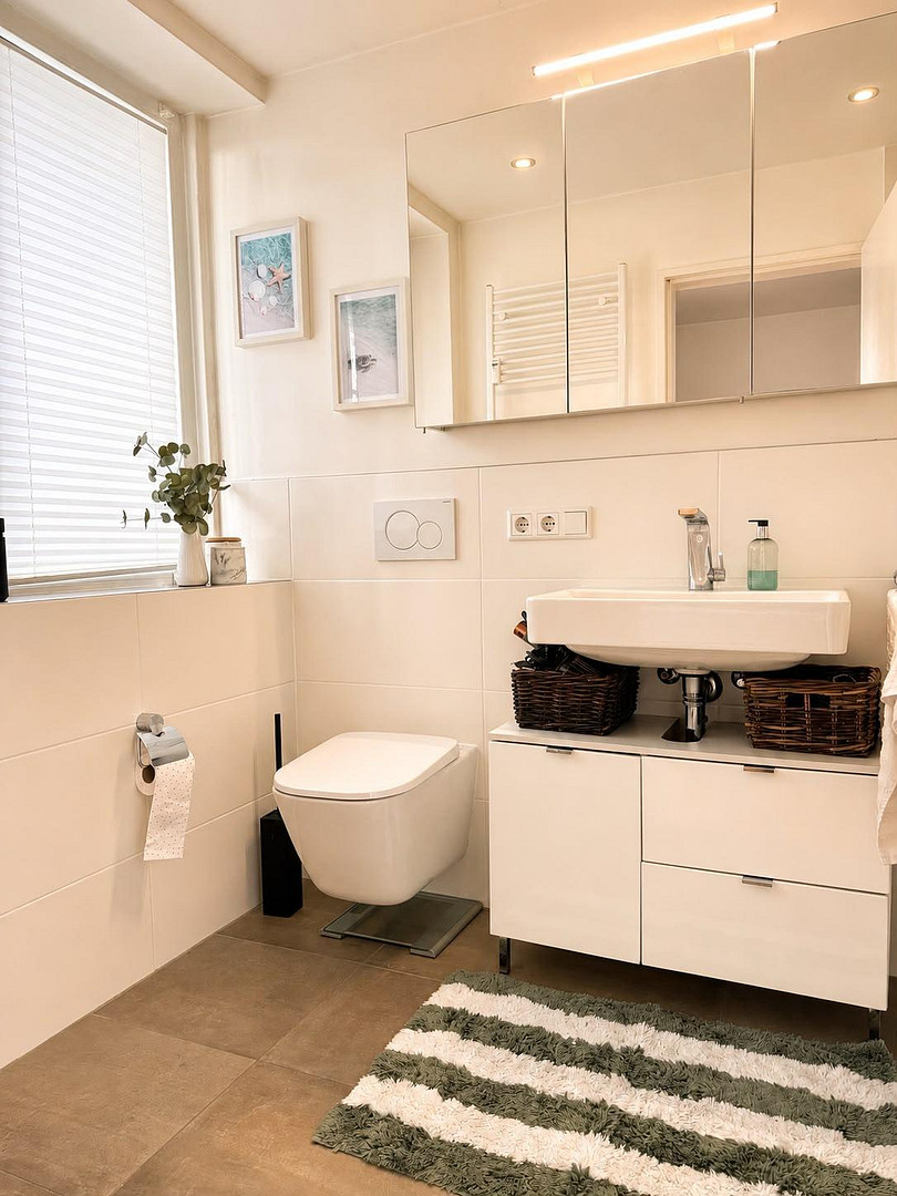 Lage! Lage! Lage! 2. Bezug kernsanierter Traumwohnung mit Gartenblick – Mörsenbroicher Weg, 40470 Düsseldorf(Mörsenbroich) – Vorschaubild 3