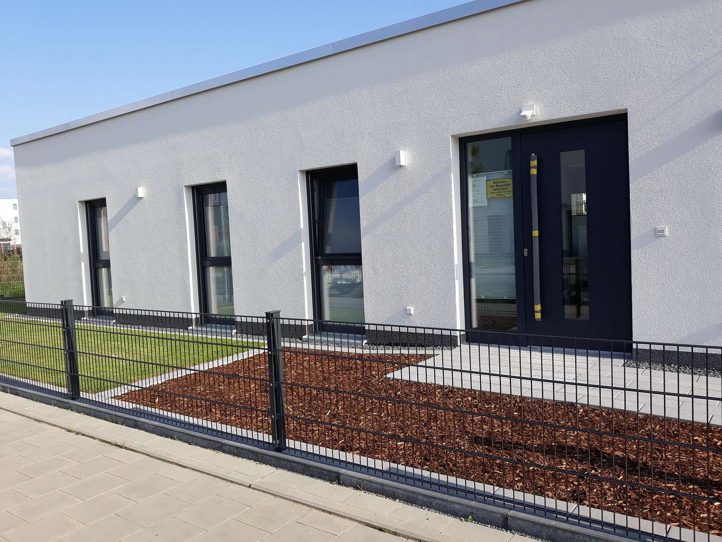 Neubau Erstbezug Barrierefreier Bungalow Haus mit eigenem Garten – Braunschweig – Vorschaubild 5