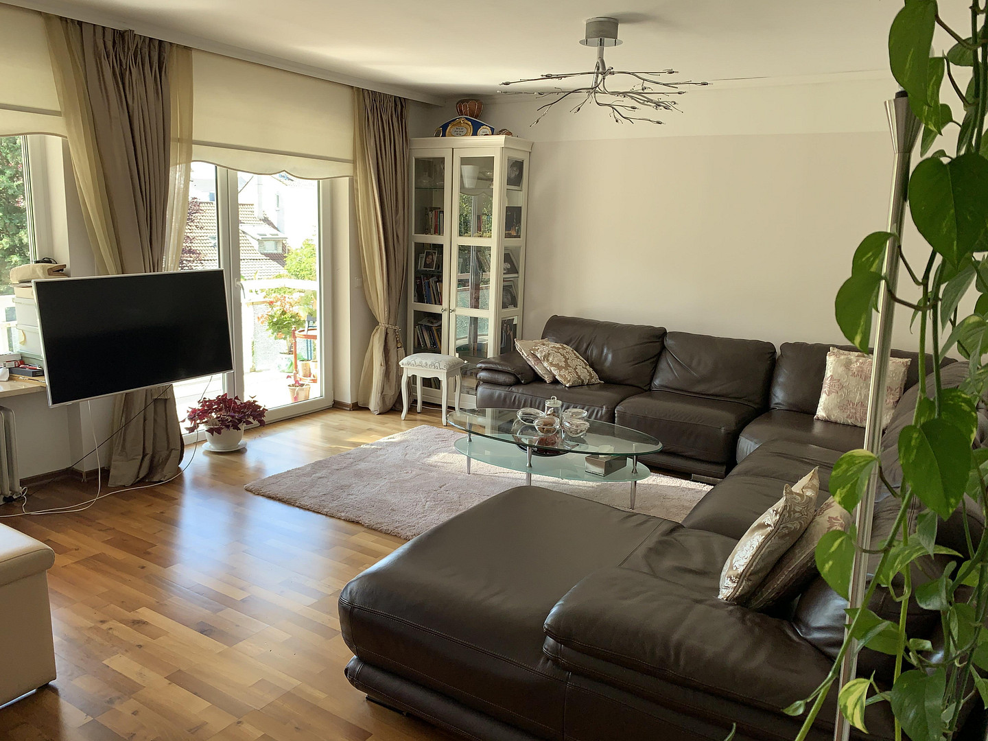 Schöne Lichtdurchflutete 4 Zimmer Wohnung – Glaserstr. 11, 60599 Frankfurt am Main  Oberrad(Oberrad) – Vorschaubild 2