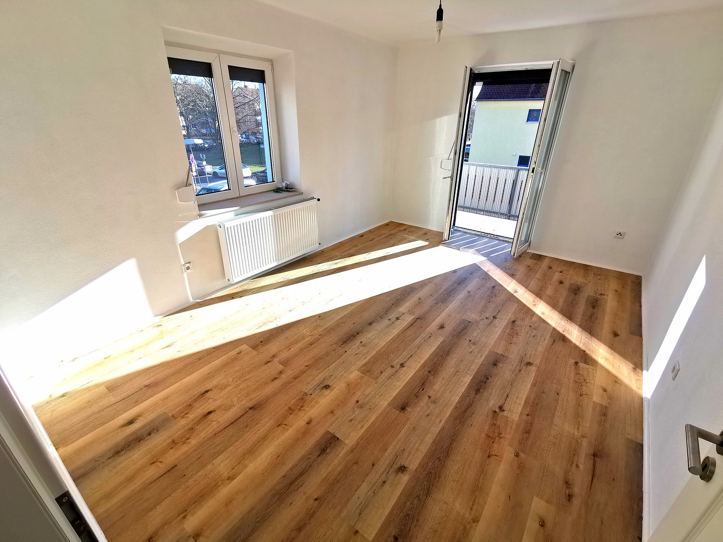 Exklusiv: Kürzlich saniert, EBK, 1.OG, Balkon Südausrichtung, direkt v. Eigentümer