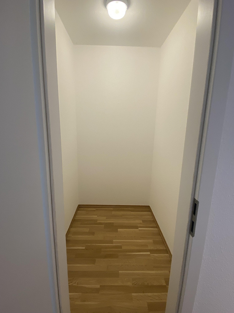 Sonnige Penthousewohnung mit Küche - 3 ZKB mit Terrasse, Keller und 2 x Stellplatz – Renettenstr. 2, 60435 Frankfurt(Preungesheim) – Vorschaubild 23