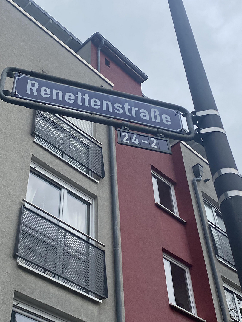 Sonnige Penthousewohnung mit Küche - 3 ZKB mit Terrasse, Keller und 2 x Stellplatz – Renettenstr. 2, 60435 Frankfurt(Preungesheim) – Vorschaubild 3