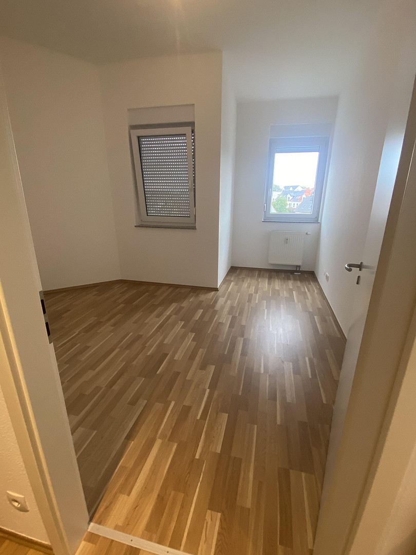 Sonnige Penthousewohnung mit Küche - 3 ZKB mit Terrasse, Keller und 2 x Stellplatz – Renettenstr. 2, 60435 Frankfurt(Preungesheim) – Vorschaubild 18