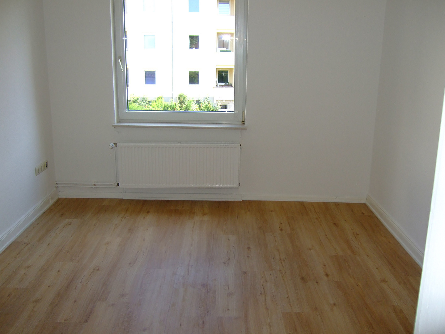 Schöne,helle, 2 Zimmer Wohnung – 23558 Lübeck(Sankt Lorenz Süd) – Vorschaubild 6