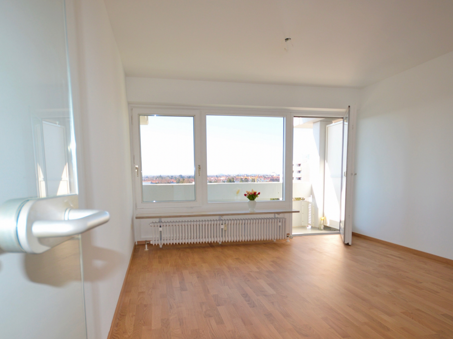 Eine schöne 1-Zi.-Wohnung mit toller Aussicht in der Nähe der U-Bahn von Privat – Neubeuernerstraße 10, 80686 München(Laim) – Vorschaubild 5