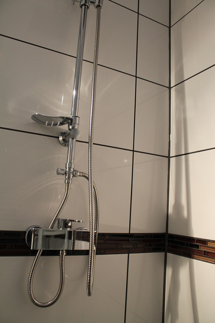 möblierte 1-Zimmer-Wohnung mit Sonnenterrasse in zentraler Lage – Foto 4