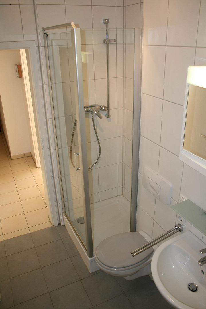 Schöne, helle, zentral gelegene 2-Zimmer-Wohnung mit Balkon – 82178 Puchheim(Puchheim-Bahnhof) – Vorschaubild 10
