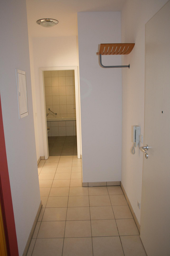 Schöne, helle, zentral gelegene 2-Zimmer-Wohnung mit Balkon – 82178 Puchheim(Puchheim-Bahnhof) – Vorschaubild 7