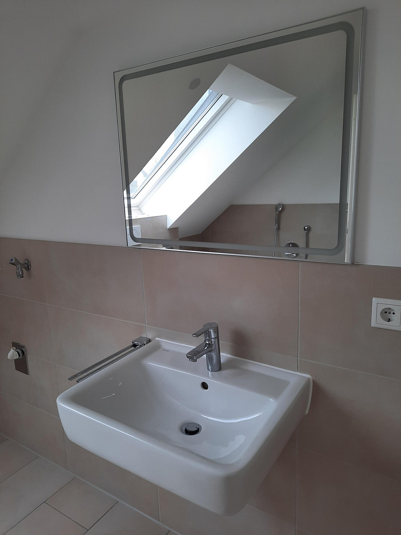 Ideal für Singles oder Paare-Neuwertige DG-Wohnung in Bestlage von Ingolstadt – Haltmayrstraße, 85049 Ingolstadt – Vorschaubild 7