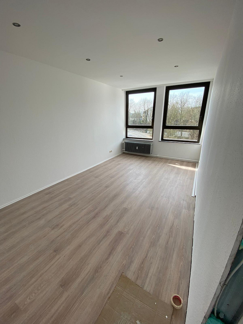 Lichtdurchflutete 3 Zimmer Wohnung im 4. OG in Wuppertal-Vohwinkel – Bahnstraße 28, 42327 Wuppertal(Vohwinkel) – Vorschaubild 9