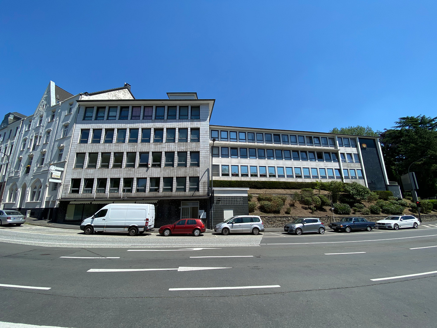Lichtdurchflutete 3 Zimmer Wohnung im 4. OG in Wuppertal-Vohwinkel – Bahnstraße 28, 42327 Wuppertal(Vohwinkel) – Vorschaubild 14